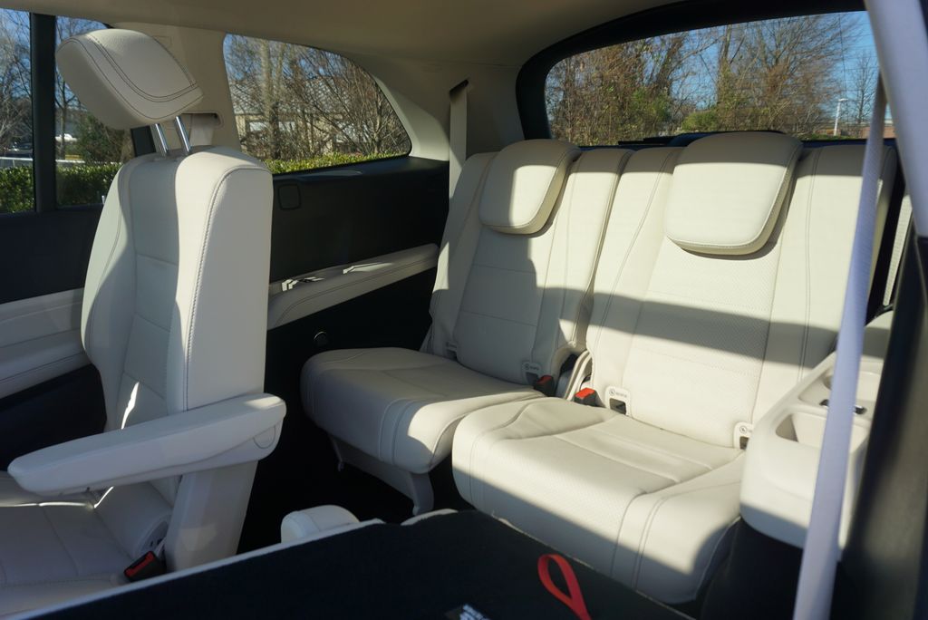 Thumbnail: 2024 Mercedes-Benz GLS - 15