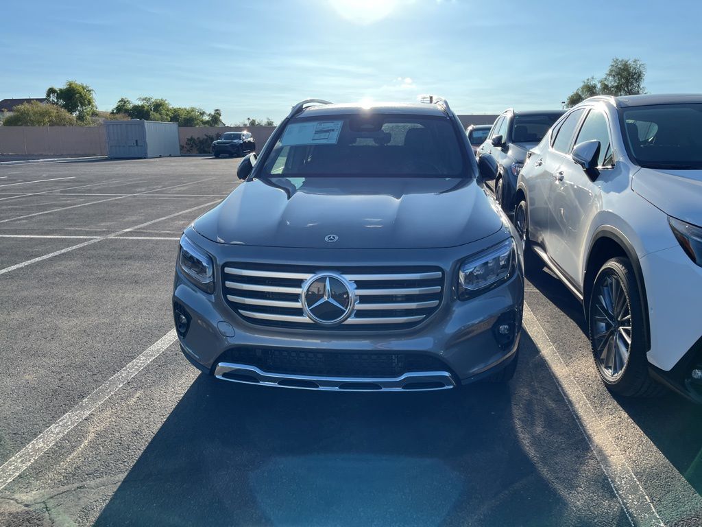 Thumbnail: 2026 Mercedes-Benz GLB - 2