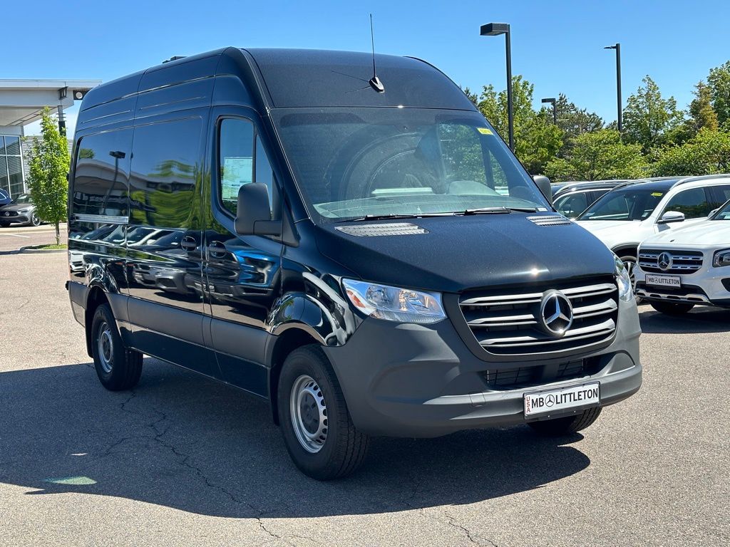 2024 Mercedes-Benz Sprinter 2500 Cargo 144 WB 5