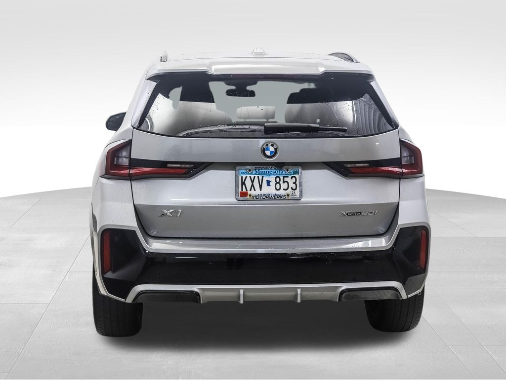 Thumbnail: 2023 BMW X1 - 4