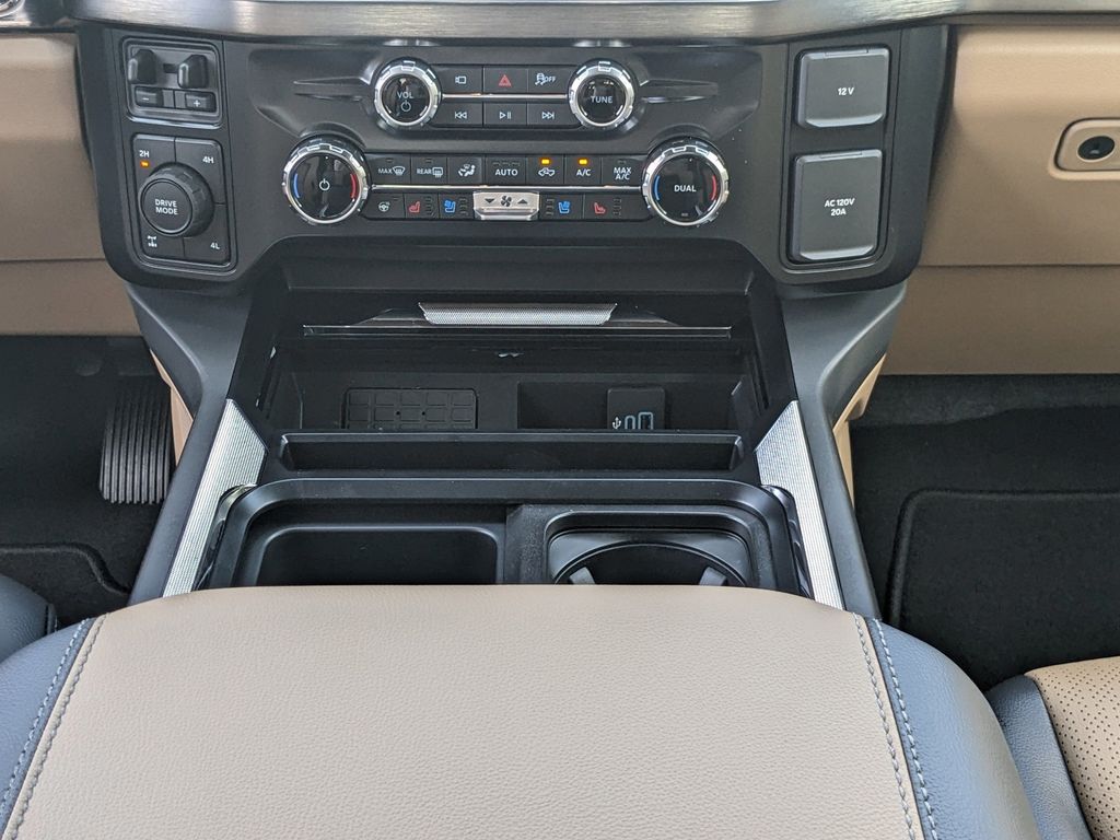 2025 Ford F-250 Super Duty Lariat