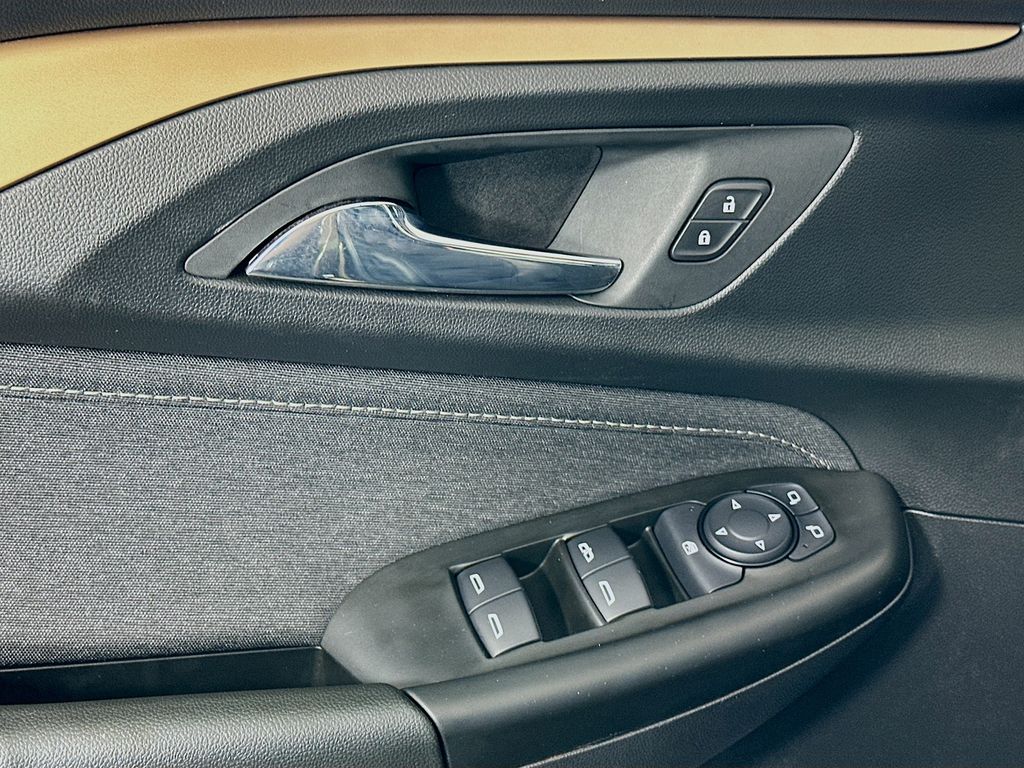 Thumbnail: 2021 Chevrolet TrailBlazer - 17