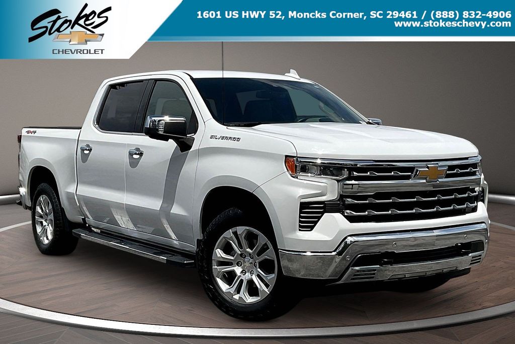 Summit White 2022 Chevrolet Silverado 1500 Pickup Truck Four-Wheel Drive Automatic