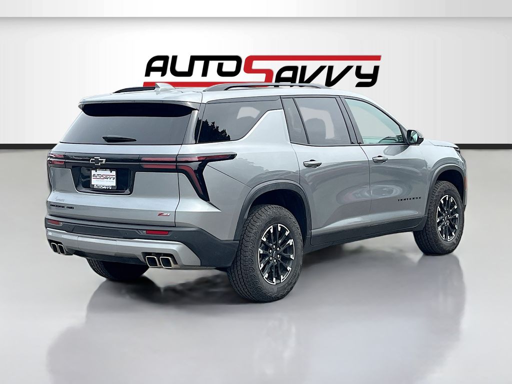Used 2025 Gray Chevrolet Z71 image 7