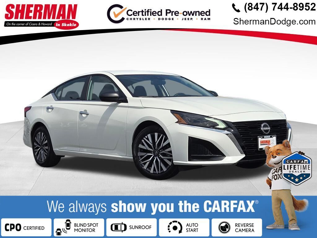 Glacier White 2025 Nissan Altima Sedan Front-Wheel Drive Continuously Variable Transmission
