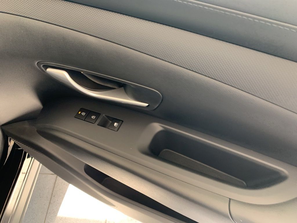 New 2026 Black Hyundai SEL image 22