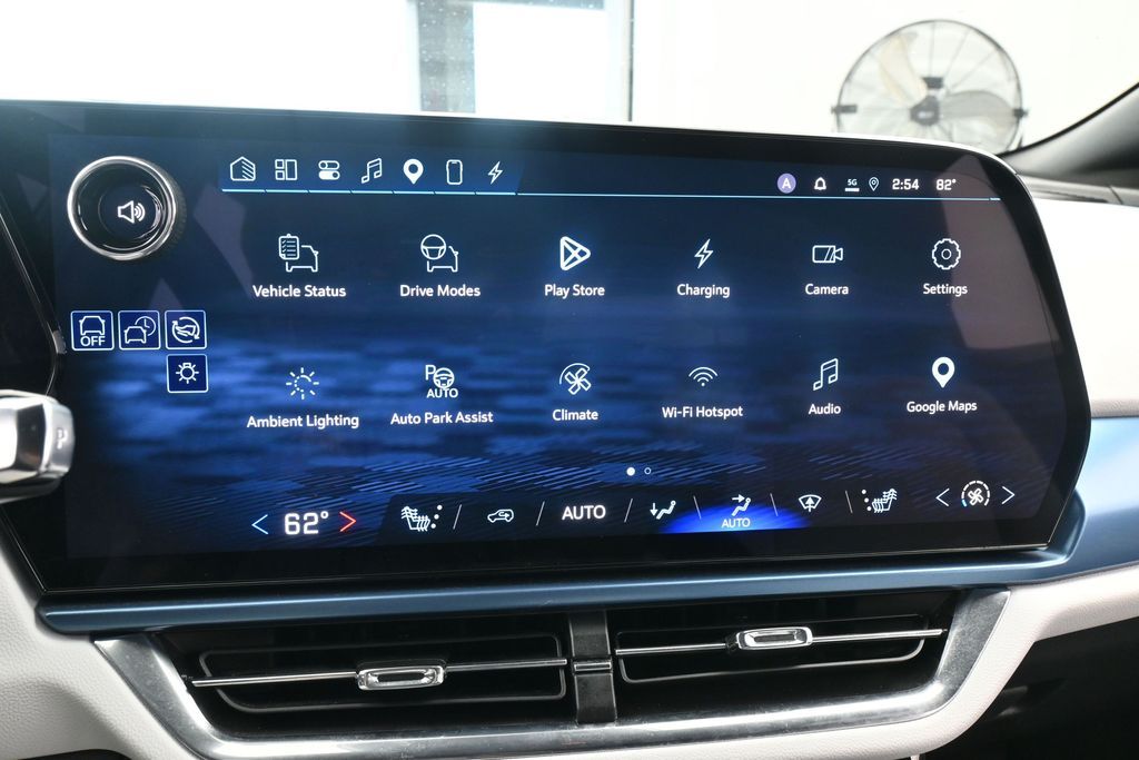 Used 2024 Galaxy Gray Metallic Chevrolet LT image 25
