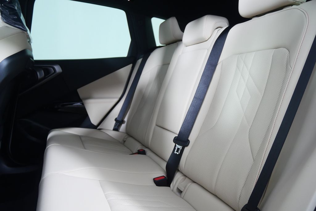 Thumbnail: 2026 BMW X3 - 16