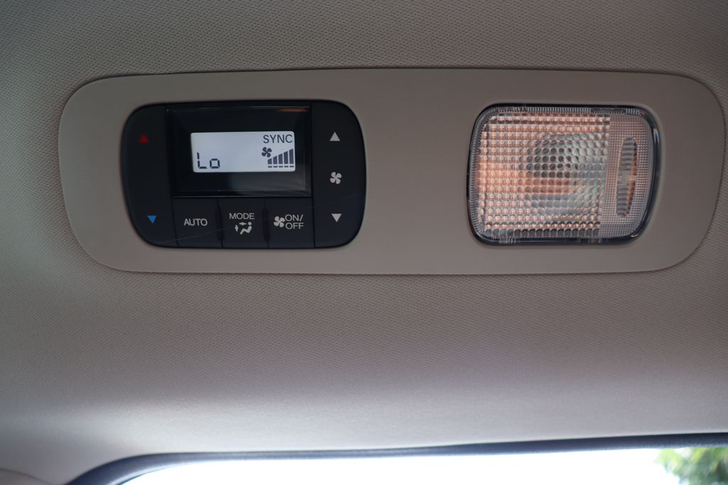 Thumbnail: 2026 Honda Odyssey - 16