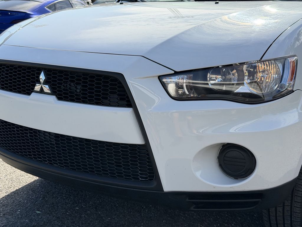 used 2010 Mitsubishi Outlander car, priced at $6,991