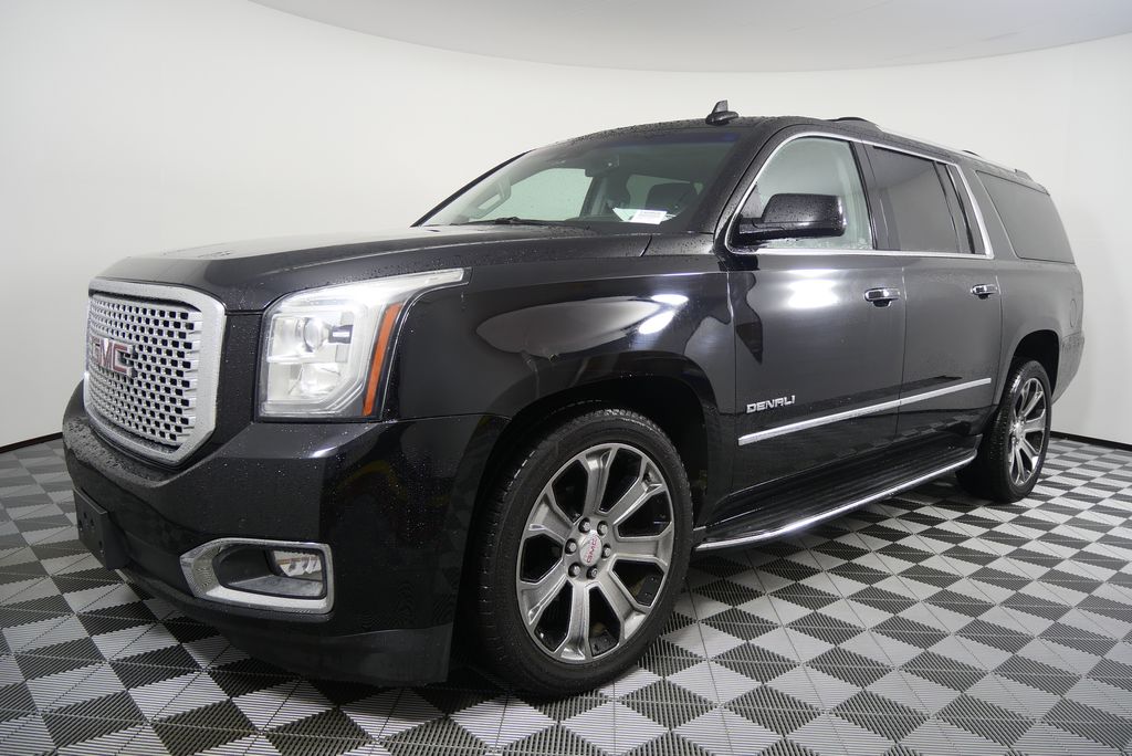 2017 GMC Yukon XL Denali 7
