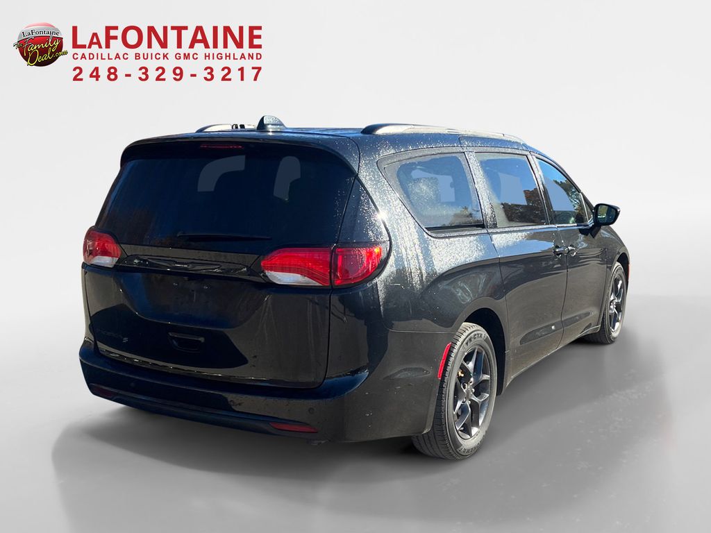 2020 Chrysler Pacifica Touring L Plus 7