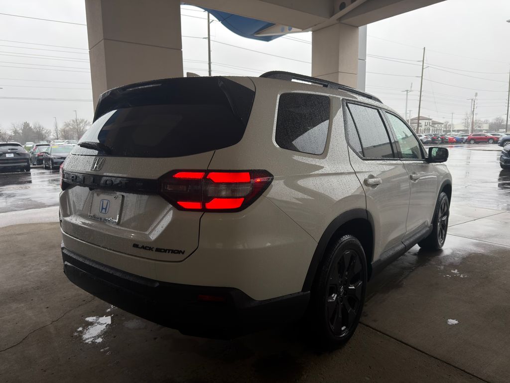 Thumbnail: 2026 Honda Pilot - 5