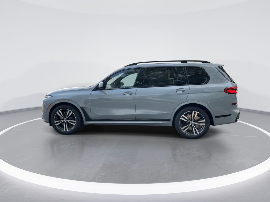 2025 BMW X7 xDrive40i 5