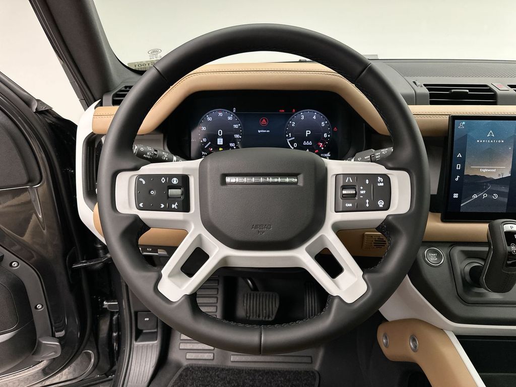 2025 Land Rover Defender 110 14