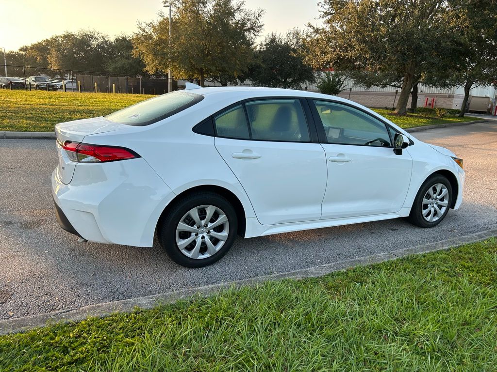 Thumbnail: 2023 Toyota Corolla - 5