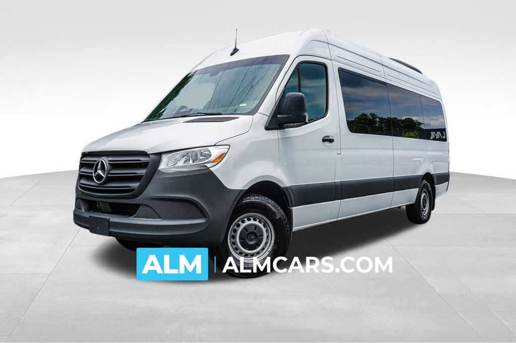 2025 Mercedes-Benz Sprinter 2500 Passenger 170 WB