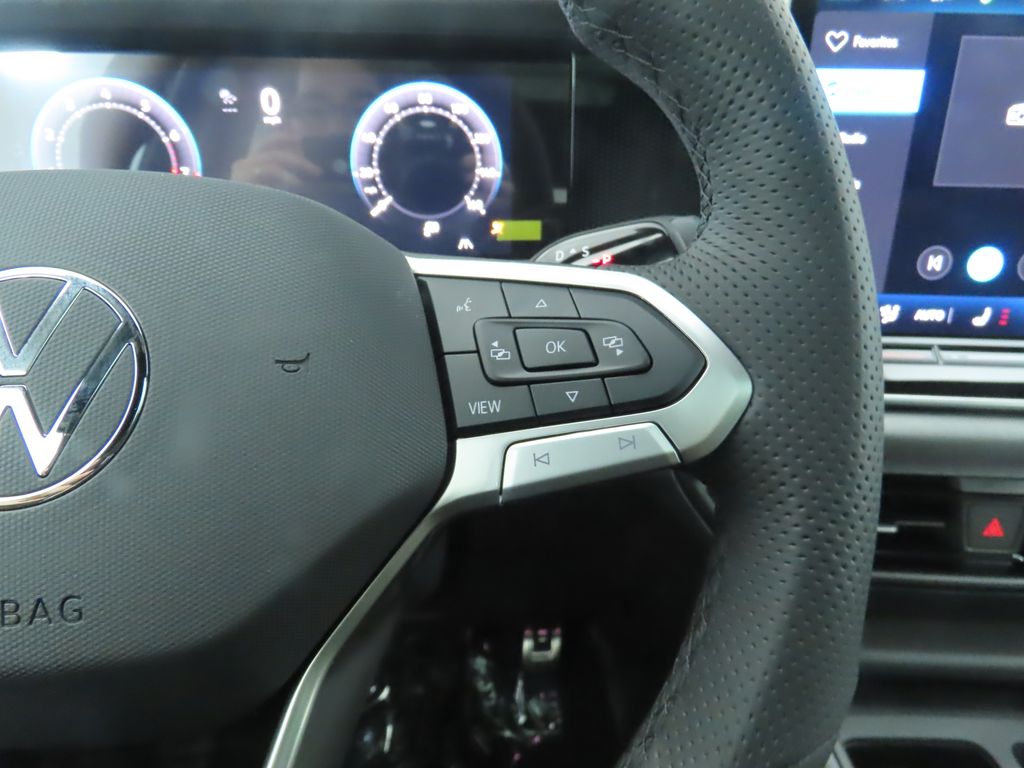 Thumbnail: 2026 Volkswagen Tiguan - 13