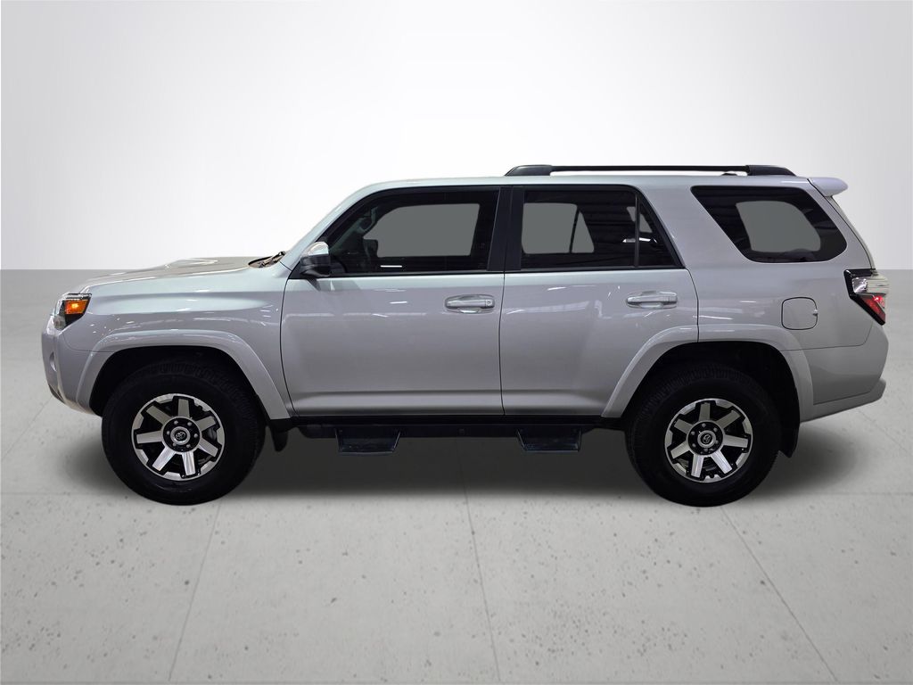 2022 Toyota 4Runner TRD Off-Road