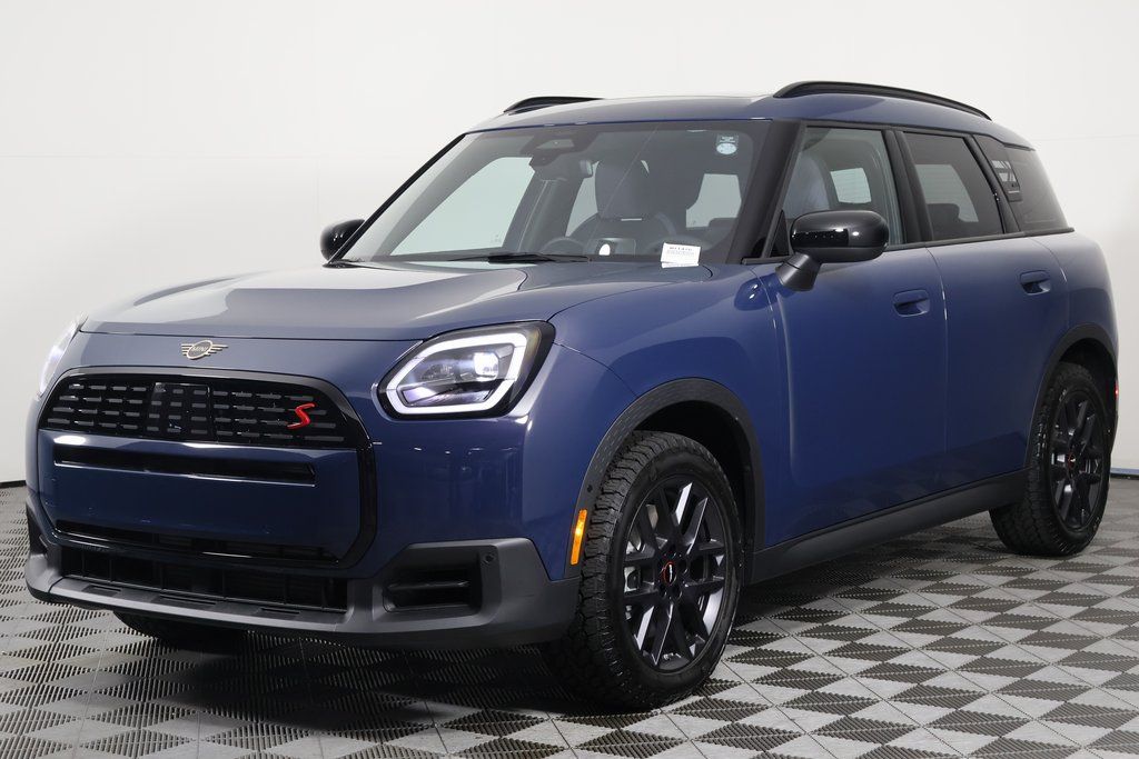 Thumbnail: 2027 MINI Cooper Countryman - 1