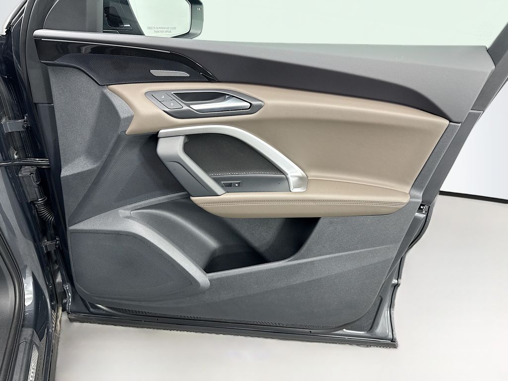 Thumbnail: 2025 Audi Q5 - 25