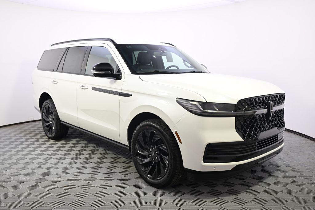 New 2026 White Lincoln Reserve image 8