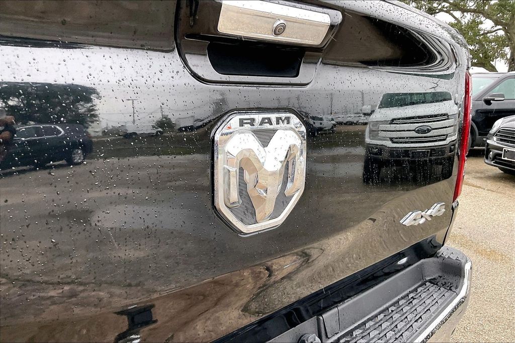 Used 2019 Ram 1500 Laramie 4D Crew Cab