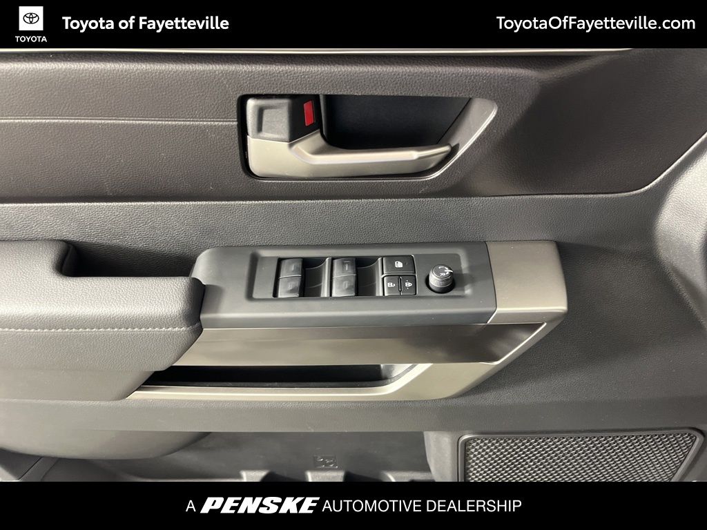 Thumbnail: 2025 Toyota Tundra - 25