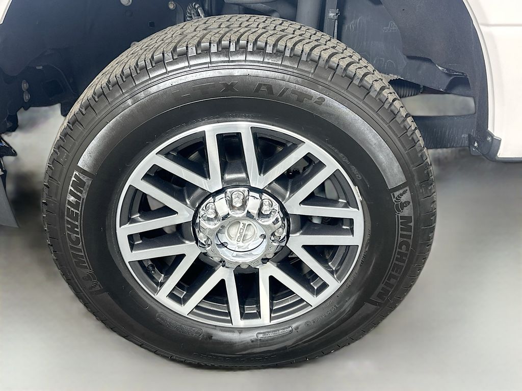 Thumbnail: 2019 Ford Econoline - 31