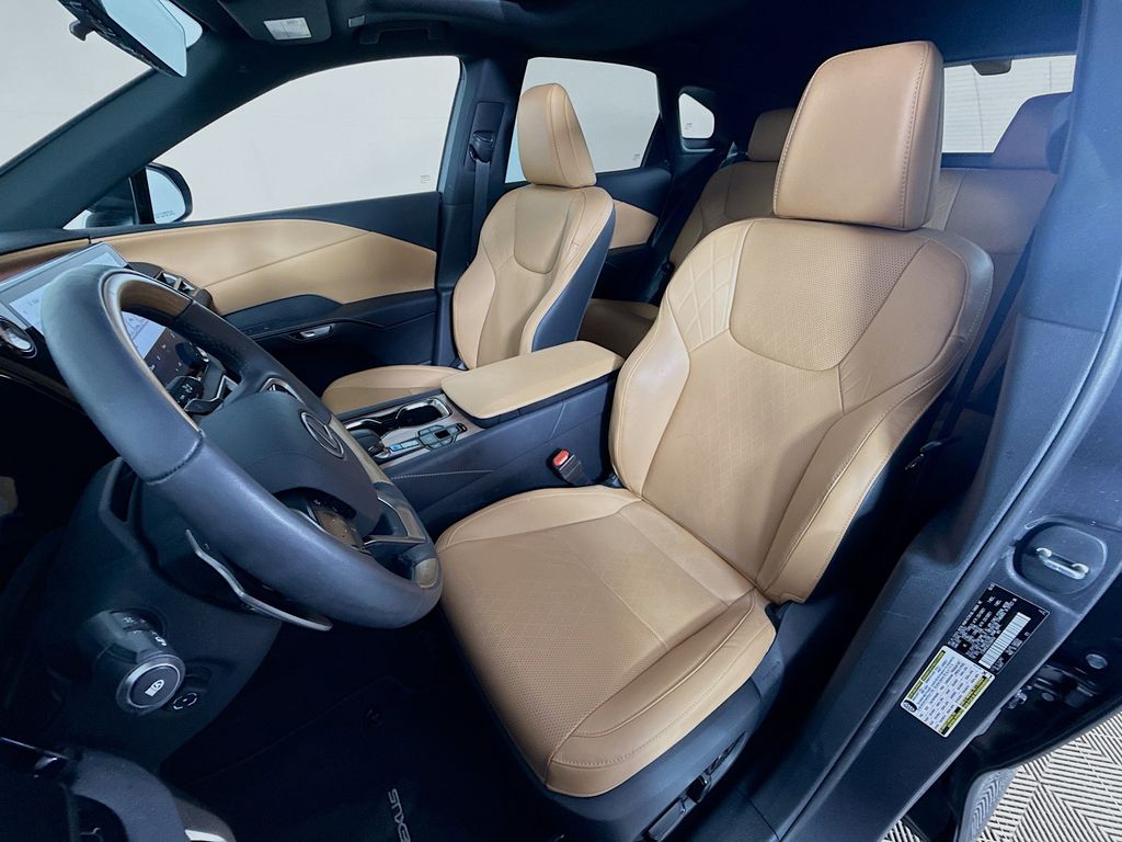 Thumbnail: 2025 Lexus RX - 21