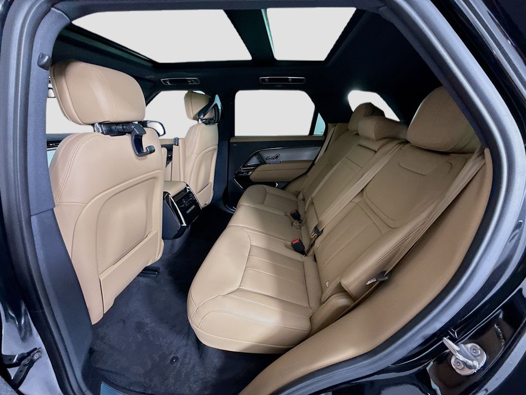 Thumbnail: 2026 Land Rover Range Rover Sport - 23