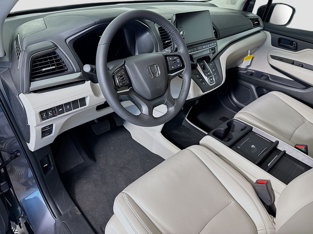 Thumbnail: 2026 Honda Odyssey - 9