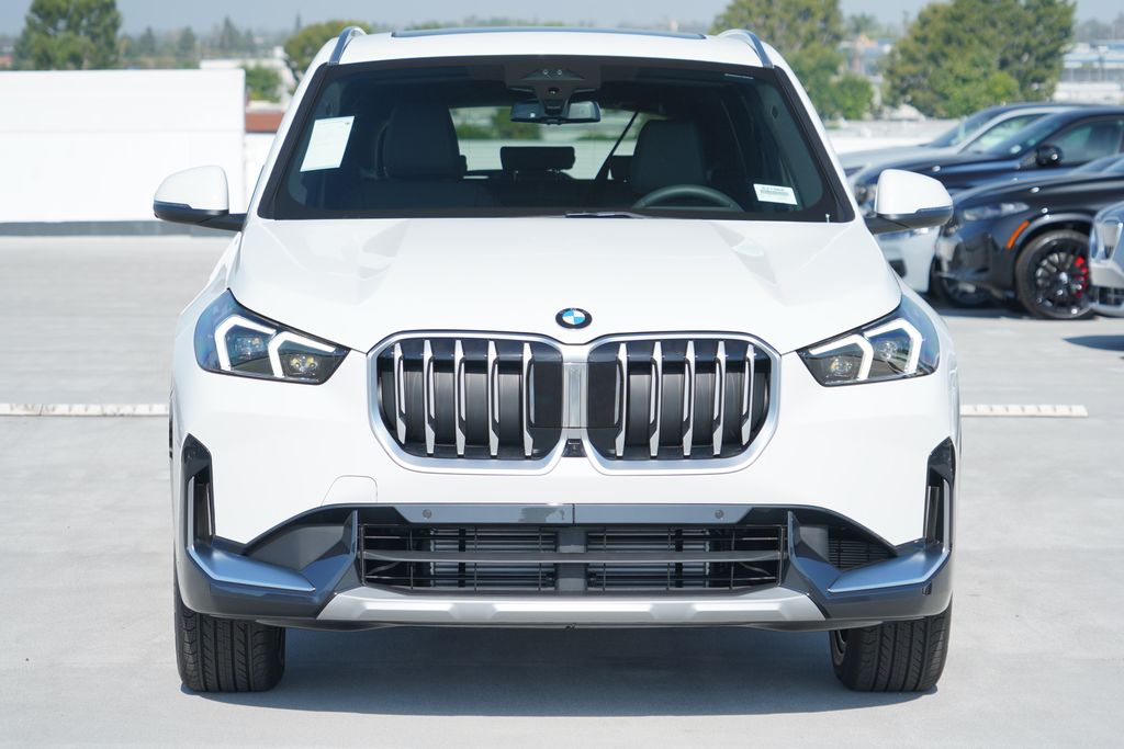 Thumbnail: 2026 BMW X1 - 2