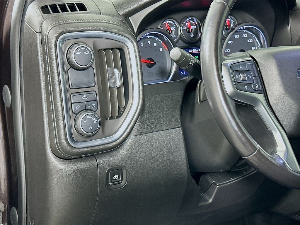 2020 Chevrolet Silverado 1500 LT 10