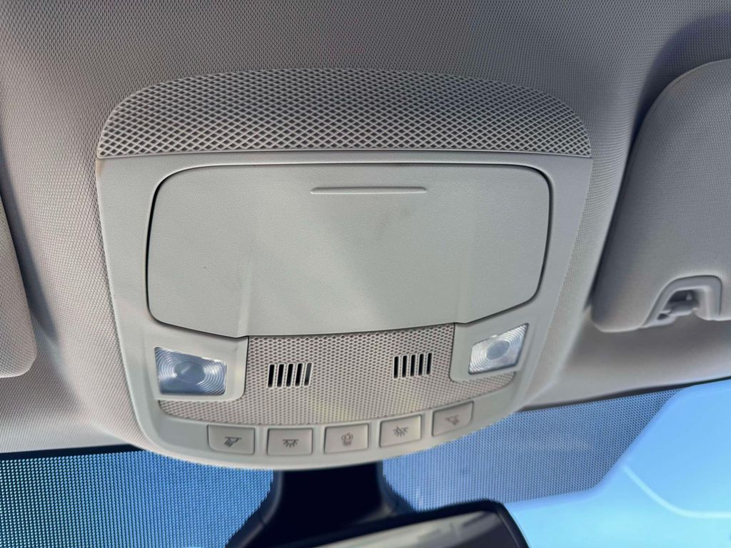 2024 Ford Edge SEL - Photo 31