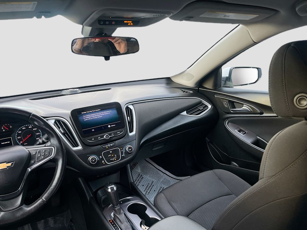 Used 2020 White Chevrolet RS image 22