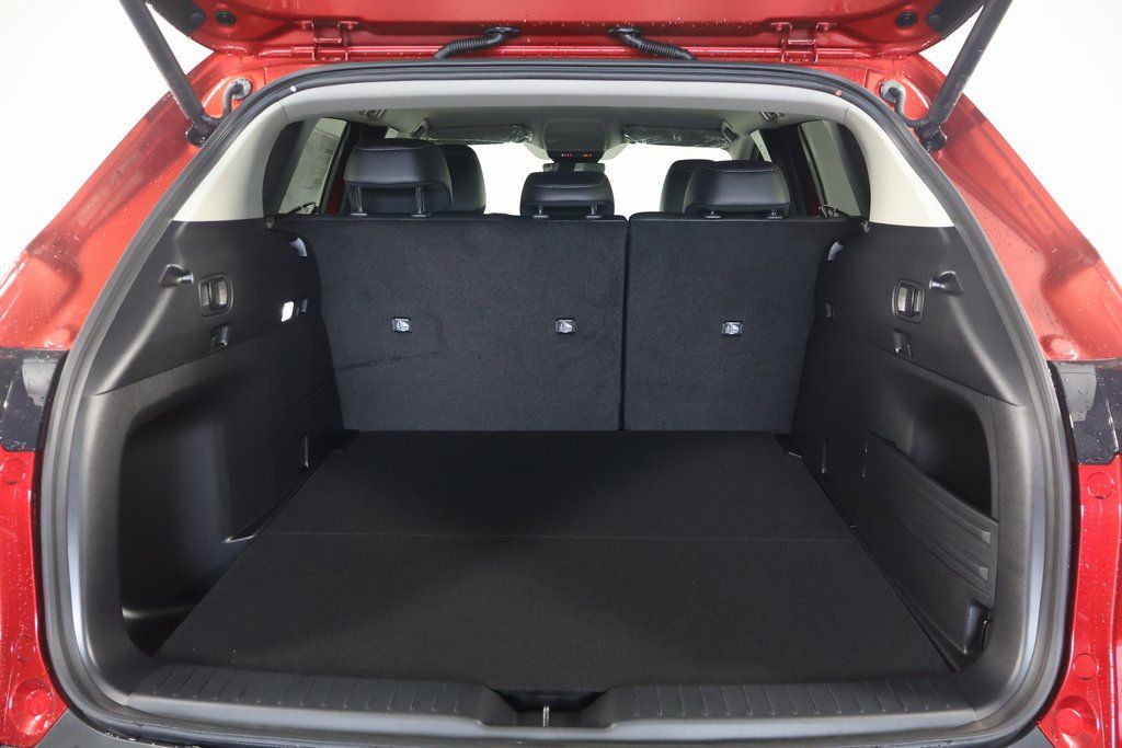 2025 Mazda CX-50  8