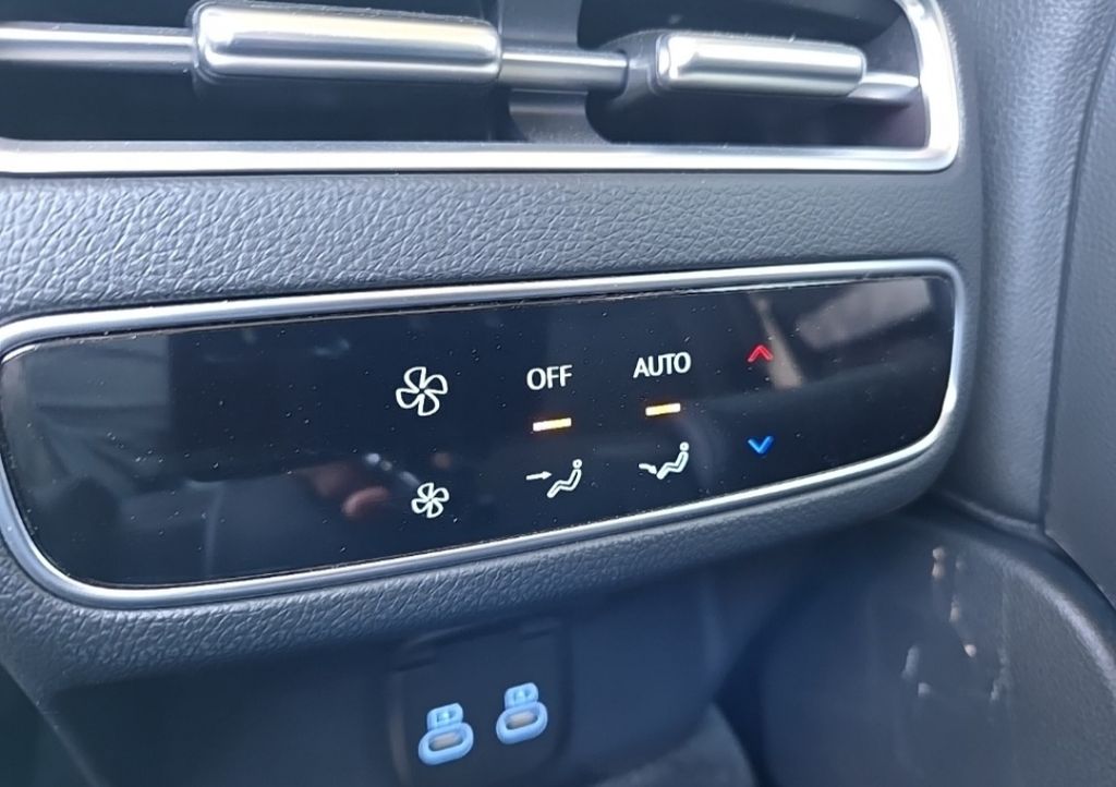 2026 Genesis GV70 Advanced 31