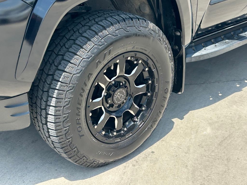 Used 2019 Toyota Tacoma Truck
