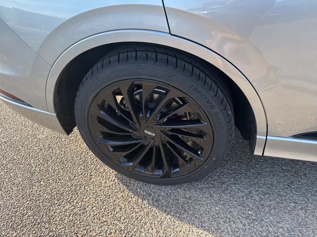 2023 Silver Radiance Metallic Clearcoat Lincoln Aviator Reserve RWD SUV