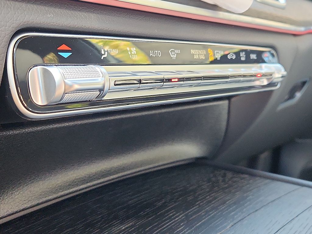 Thumbnail: 2026 Mercedes-Benz GLE - 11