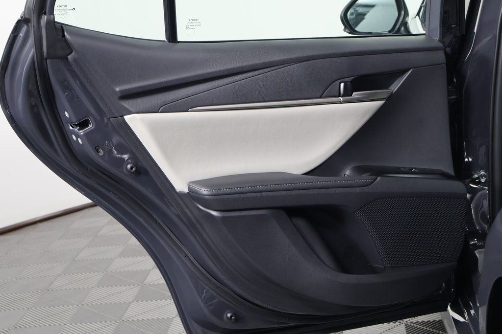 Thumbnail: 2025 Toyota Camry - 13