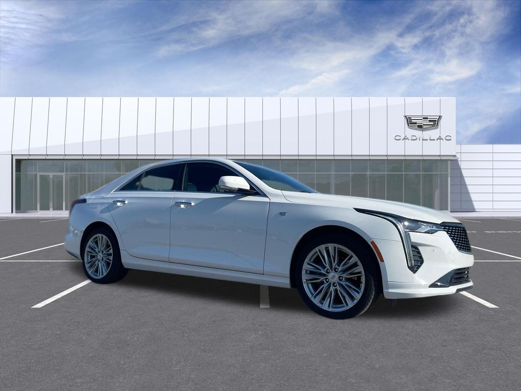 Summit White 2025 Cadillac CT4 Sedan All-Wheel Drive 8-Speed Automatic