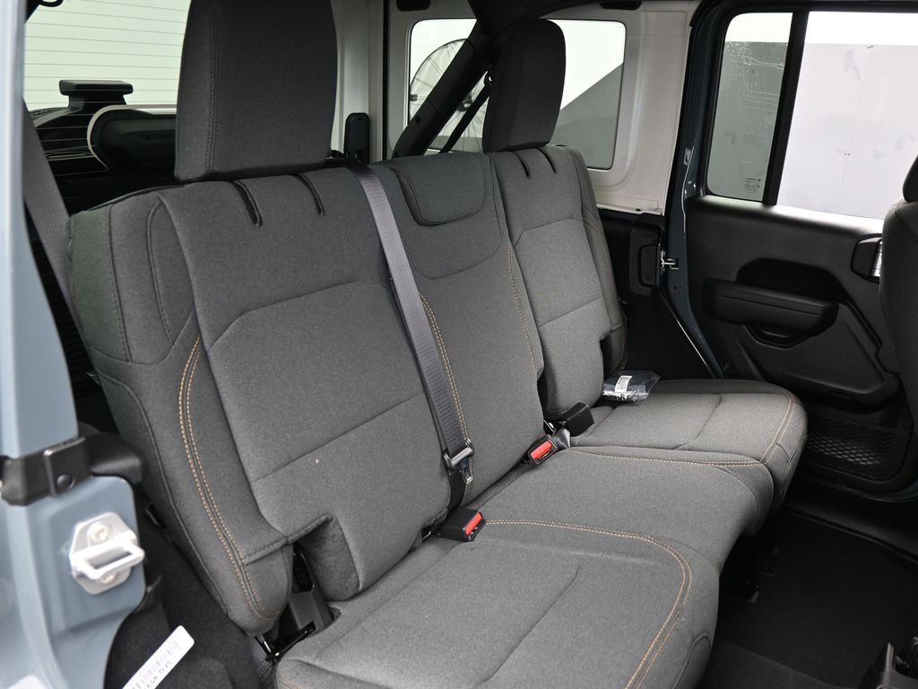 New 2026 Anvil Clear Coat Jeep Sport S image 39