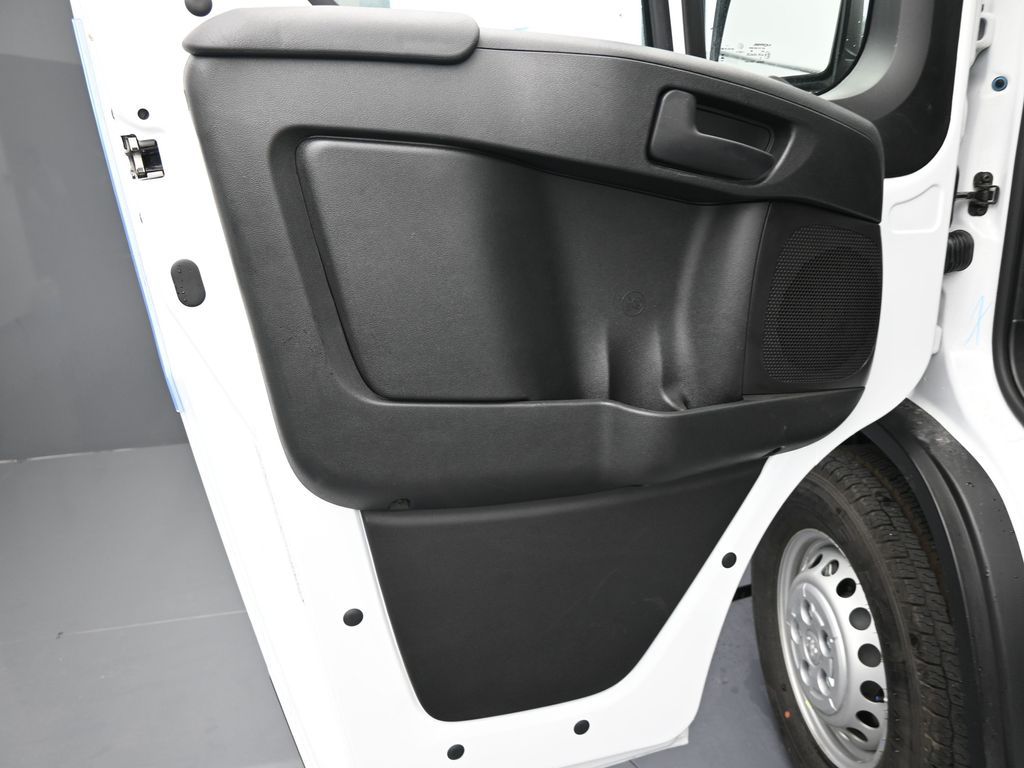 New 2026 Bright White Clearcoat Ram  image 15