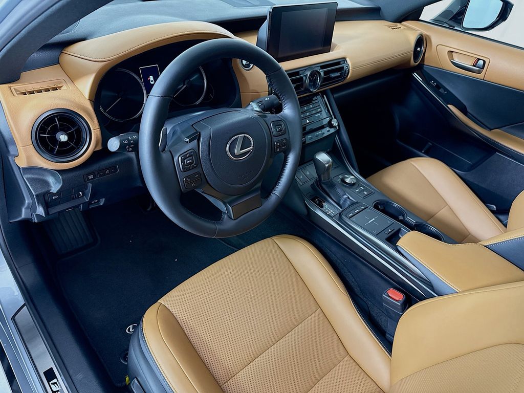 Thumbnail: 2025 Lexus IS - 9