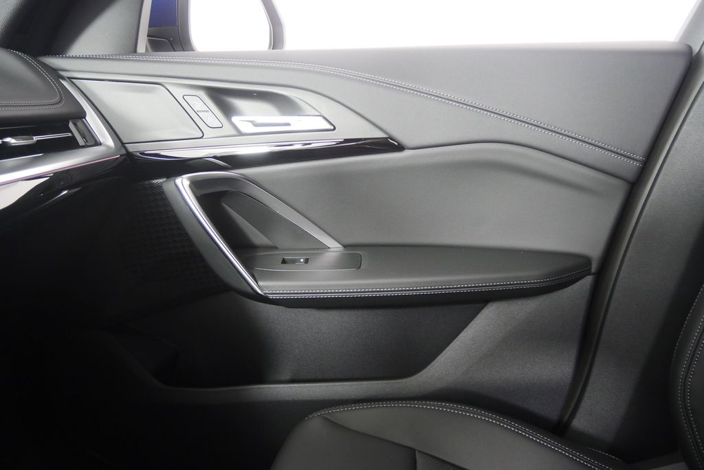 Thumbnail: 2025 BMW X1 - 22
