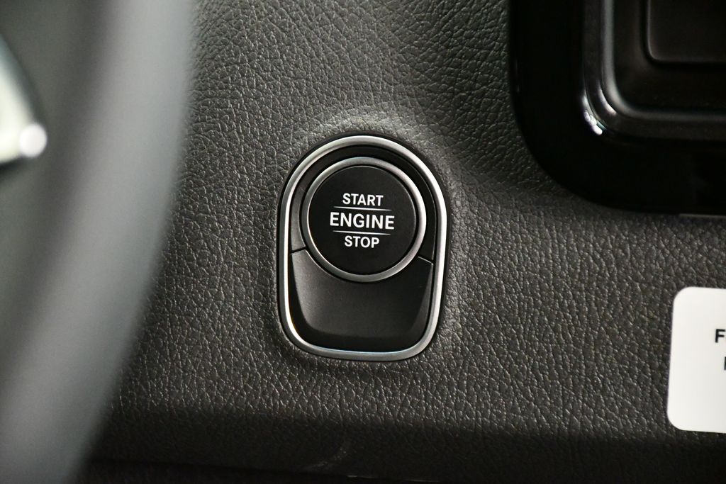 2025 Mercedes-Benz Sprinter 2500 21