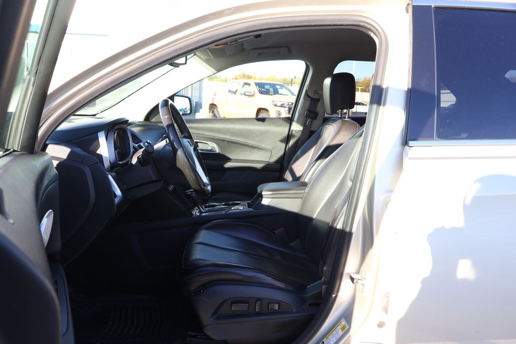 Thumbnail: 2016 Chevrolet Equinox - 13