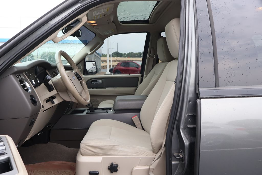 2012 Ford Expedition EL XLT 13